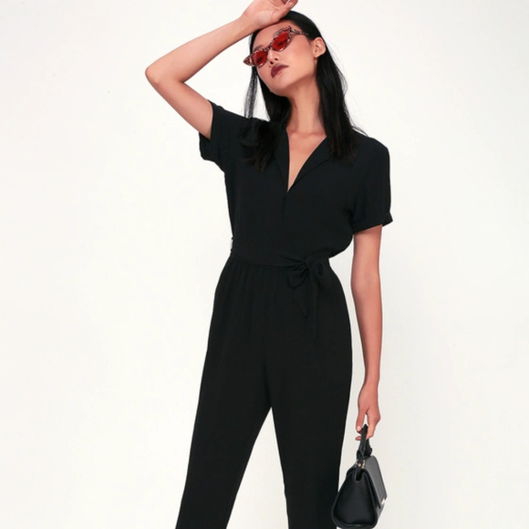 Lulus Pants - Lulus Black Short Sleeve Crepe Jumpsuit $55 Sm